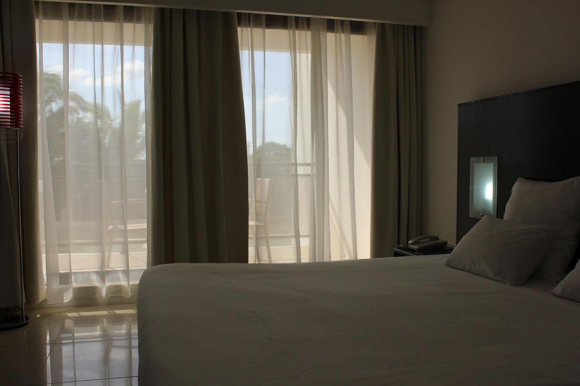 Hotel Le Saint Denis 外观 照片