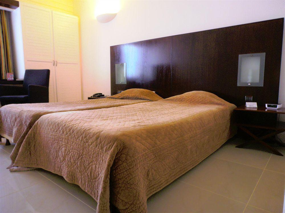Hotel Le Saint Denis 外观 照片